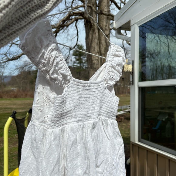 American Eagle Outfitters White Eyelet Off-Shoulder Peplum Top - Picture 4 of 5